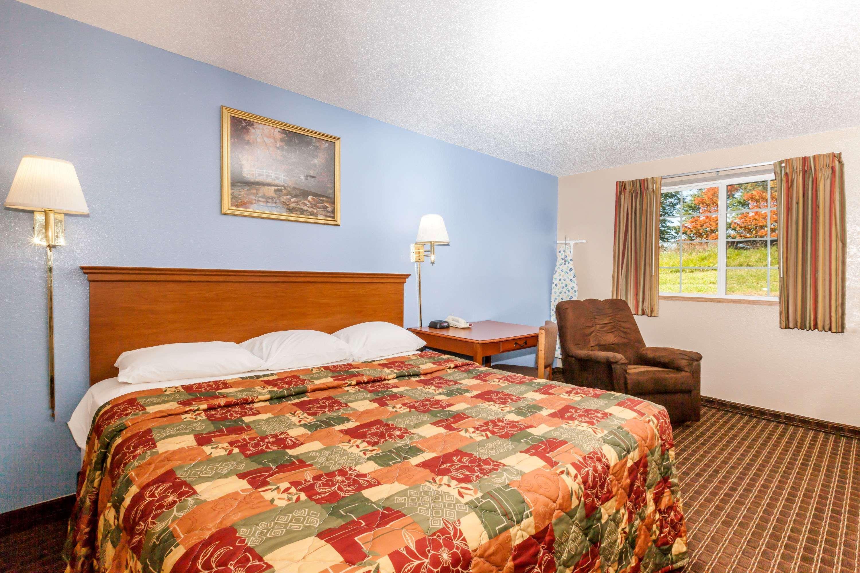 Super 8 By Wyndham Johnstown/Gloversville Ngoại thất bức ảnh